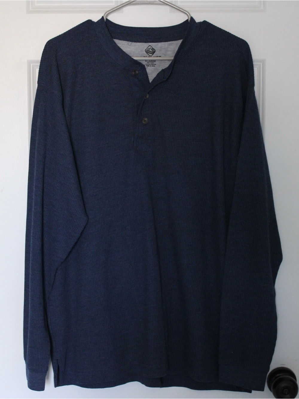 ALPINE LAKES Men's Long Sleeve Waffle Knit Henley